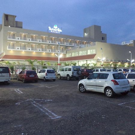 Tanarika Resort Bhusawal Exterior foto